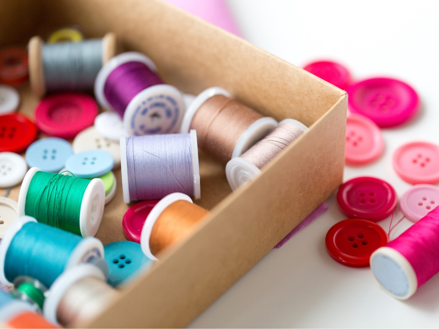 Hilo y cuentas grandes