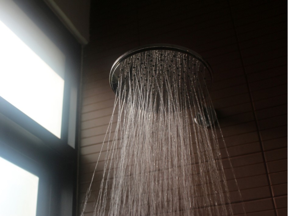 Ducha consciente de 60 segundos