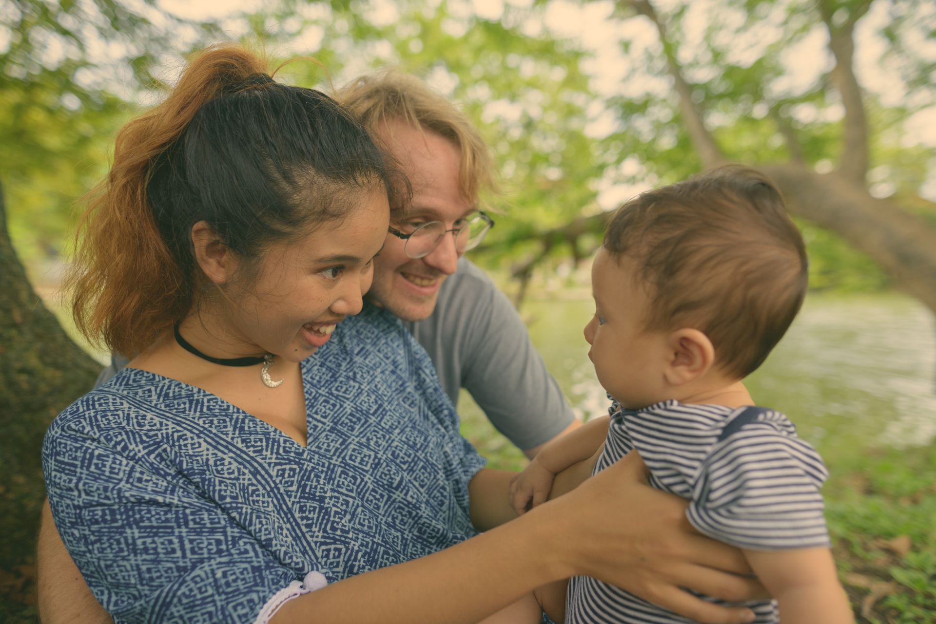 ❤️ ¿Prefieres que te abrace de ladito o de frente?