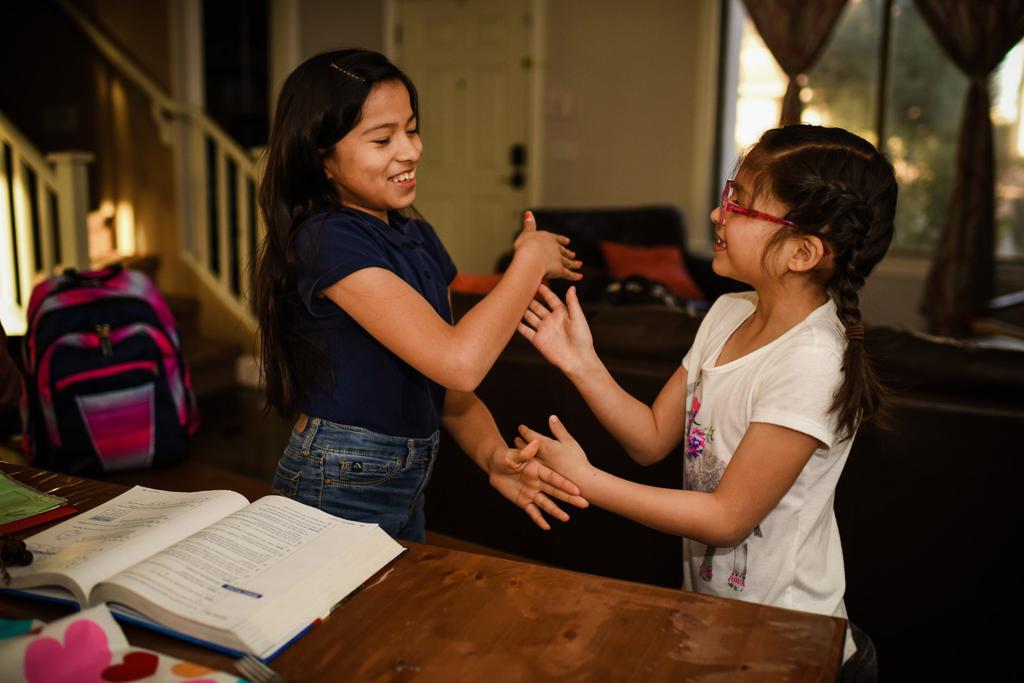 🔄 Si pudieras cambiar algo de la forma en que nos comunicamos, ¿Qué mejorarías?