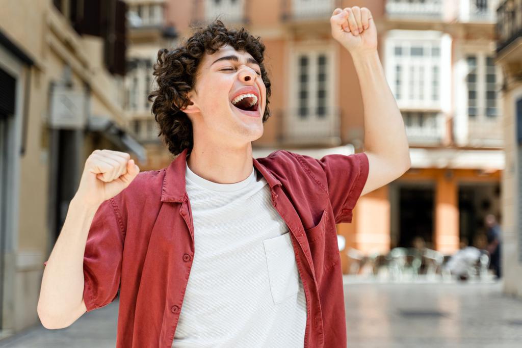 📢 Reconoce sus logros y esfuerzos