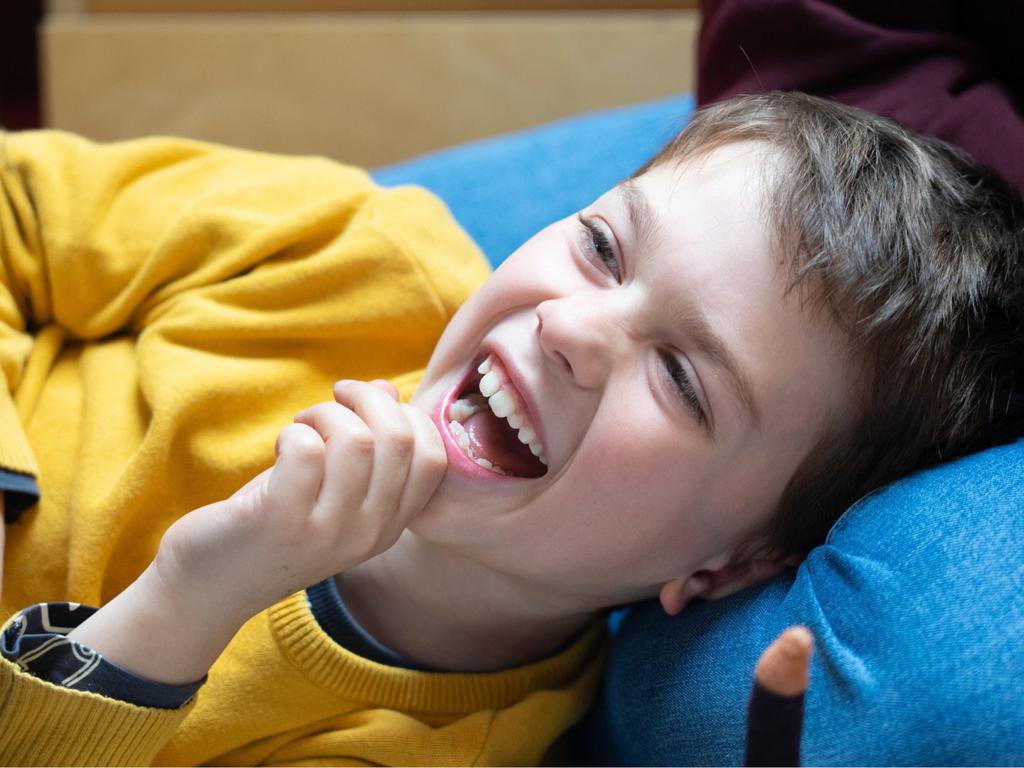 😂 ¿Qué palabra suena más divertida: “pipí” o “popó”?