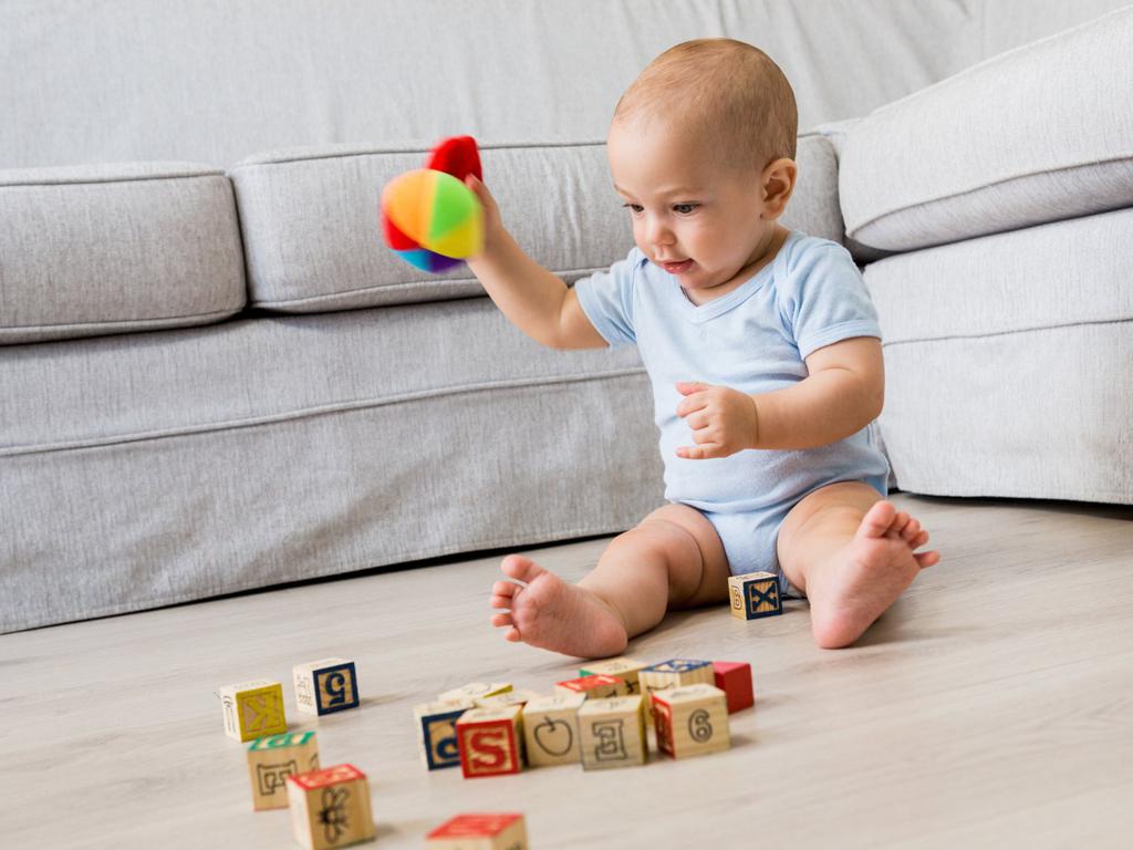 🧸 ¿Qué hacemos con este bloque/muñeco/libro?