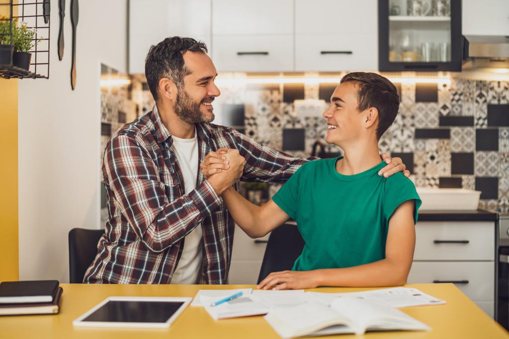 📢 Usa el “yo” en lugar del “tú” al expresar tus emociones