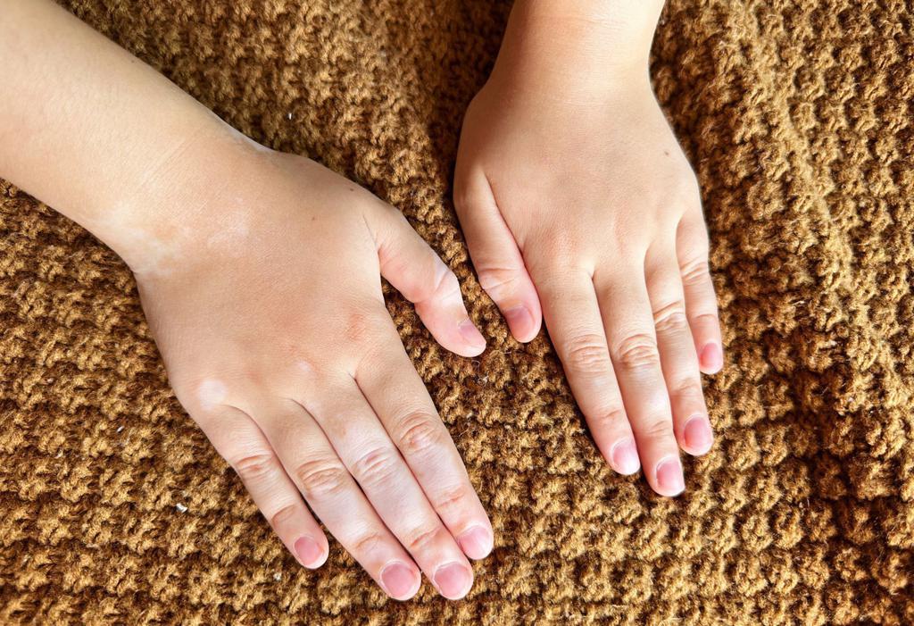 Deslizar con los dedos sobre texturas conocidas