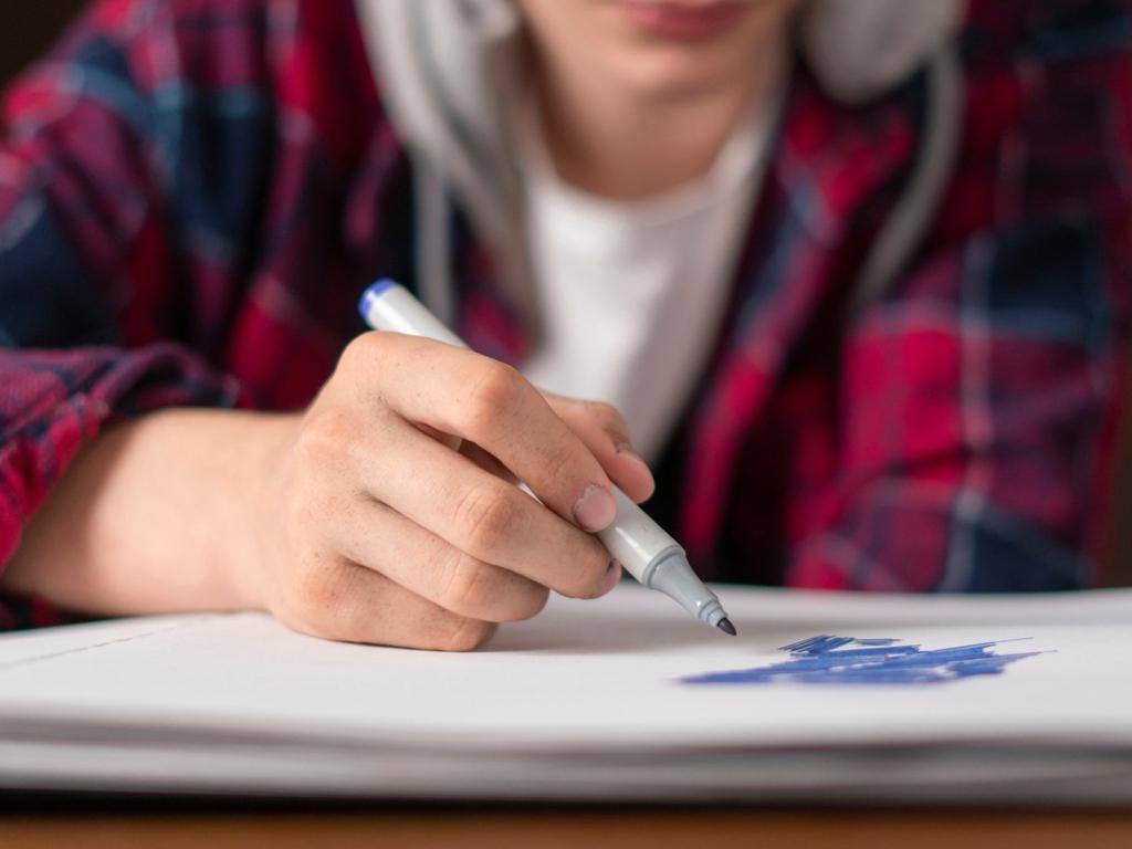 Dibujar garabatos para liberar tensión