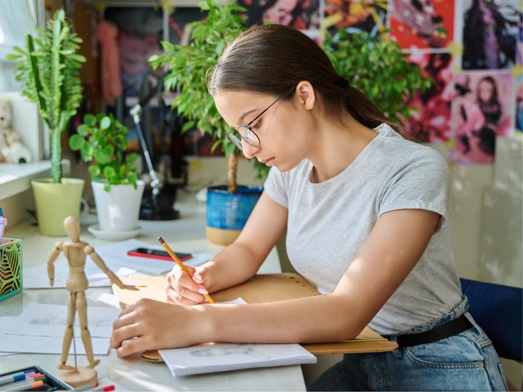 Ejercicio de “dibujo mental” con los ojos cerrados