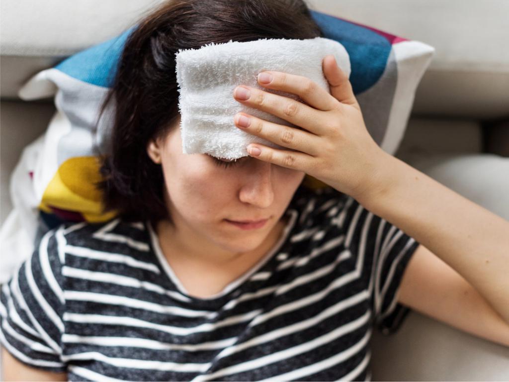 Técnica de enfriamiento con toalla húmeda